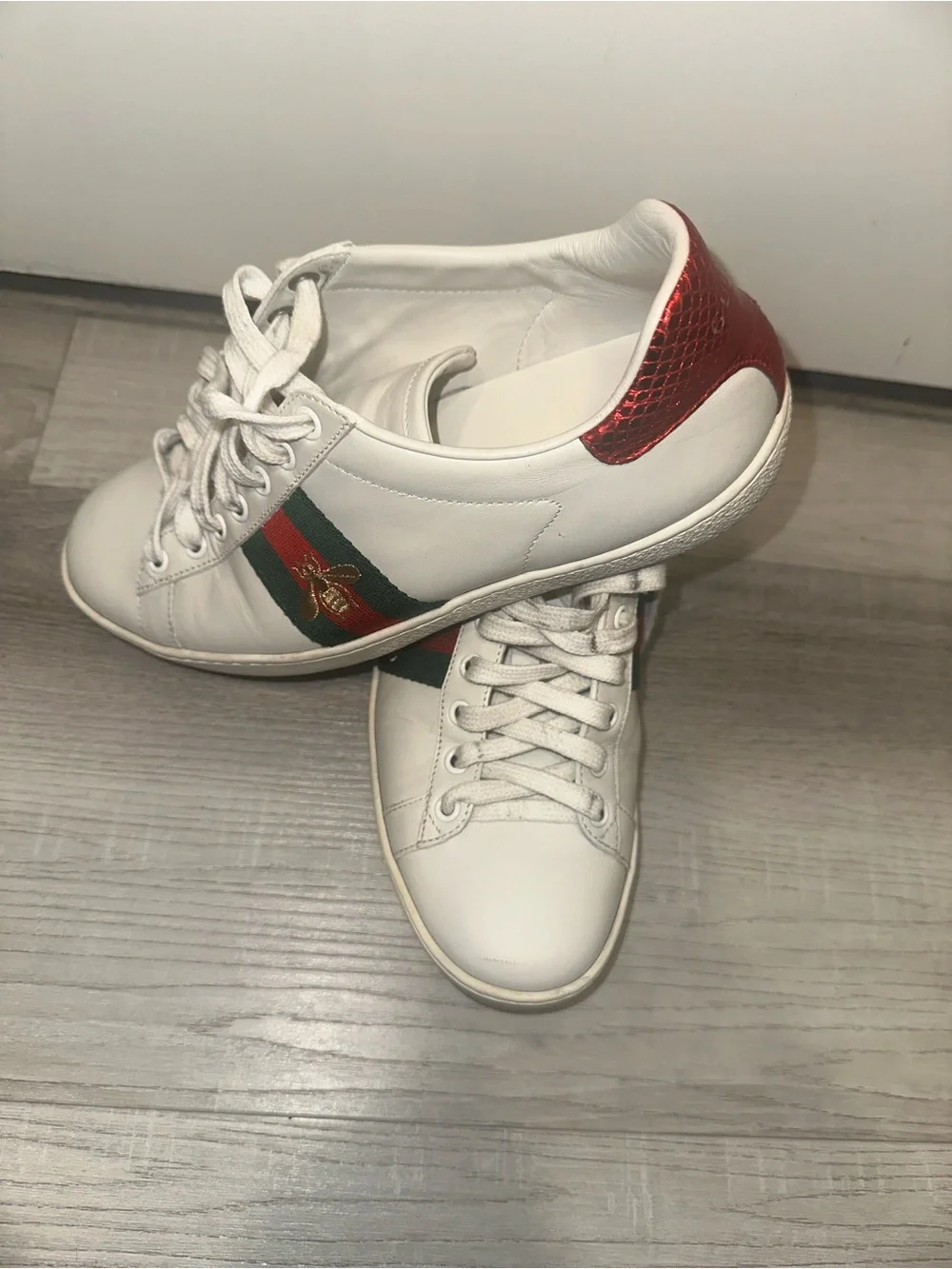 Gucci classic white